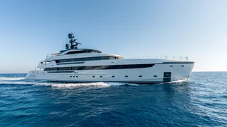 62m Sanlorenzo 62Steel superyacht Alchemist joins the market for